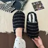 Pantuflas de casa a rayas, minimalistas, pantuflas de otoño/invierno de moda estilo coreano, forradas de felpa para mayor calidez, a la moda y antideslizantes, pantuflas mullidas