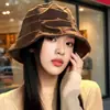 Chapéu de pescador veludo cotelê plissado feminino estilo japonês retrô chapéu balde Melard para circunferência de cabeça grande, afina o rosto, chapéu balde liso para look sem maquiagem