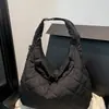 Bolsa acolchada de algodón para mujer 2026 nuevo de principios de otoño bolsa de plumón gran capacidad para ir al trabajo retro rombos bandolera bolso de mano