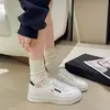 Comércio Exterior Sapatos Brancos Novos Retro Planos Bico Redondo Versáteis Tênis Cadarço Estudante Esportivos e Casuais Sapatos Atacado