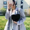 Bolsa Pequena Coração de Pêssego Fofa Feminina 2024 Nova Moda Tendência Bolsa Transversal Estilo Ocidental Simples Popular Bolsa Feminina Bolsa de Ombro