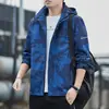 Jaqueta Masculina 2026 Nova Primavera e Outono, Marca da Moda Impermeável à Prova de Vento com Capuz Removível, Roupa de Casal