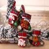 Nuevas decoraciones navideñas, medias navideñas, colgante de árbol de Navidad, tamaño pequeño, muelles tridimensionales, muñeco de anciano, calcetines navideños.