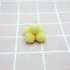 Paquete pequeño en stock Bola de pelo de alta elasticidad Bola pequeña de pelo de poliéster Bola de felpa colorida Bola de pelo hecha a mano accesorio de bola de pelusa para DIY