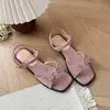 Sandálias de Uma Tira para Mulheres, Novo Estilo Verão 2026, Fivela de Metal, Estilo Fada Francesa, Bico Aberto, Rasteirinhas, Adequadas para Combinar com Vestidos, Calçados de Praia