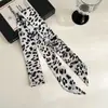 Nuevo pañuelo largo de seda para primavera-verano con lunares blancos y negros, se puede usar como cinta para el cabello o bufanda para el cuello, versátil y elegante, perfecto para combinar con camisas