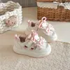 Zapatillas de moda estilo dad para niñas, nuevas y lindas zapatillas transpirables para el verano 2026, zapatos blancos casuales versátiles