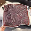 70 Bufandas de Seda con un Toque de Lujo, Moda Coreana Versátil Profesional Bufandas Pequeñas de Seda Imitación, Bufandas de Seda Estampadas Retro para Mujeres