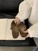 Sapatos Mary Jane rasos de bico quadrado, macios, de couro macio, com sola macia, estilo coreano chique, para a primavera e o outono de 2025