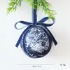 Bola de Navidad de tela transfronteriza de 8 cm, bola envuelta, decoración para árbol de Navidad, adorno navideño con lazo para crear ambiente, pequeño adorno colgante