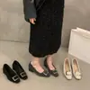 Mocasines negros de gamuza para mujer con tacón grueso estilo francés, nueva colección otoño/invierno 2025, forro polar, peludos, punta cuadrada, adecuados para ir al trabajo