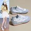Tenis Blancos para Mujer, Nuevo Modelo Otoño 2025, Zapatos Deportivos Casuales Impermeables Hechos de Tela de Paraguas