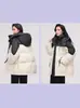 Nueva Chaqueta Corta de Algodón con Plumas de Invierno 2026, Moda Estilo Coreano, Engrosada, Abrigo con Capucha de Bloques de Color Únicos, Ropa de Algodón de Moda