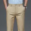Calças Business Casual de Alta Qualidade para Homens 2026 Outono Soltas de Corte Reto Novo Estilo para Homens de Meia-Idade Calças de Vestir Formais de Primavera e Outono