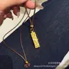 Pingente de Barra de Ouro Pequena Gelo Triturado CNC Brilhante Dourado com Alta Retenção de Cor Colar Tijolo de Ouro Sólido 3D Corrente de Clavícula Dourada