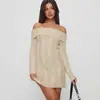 Processamento Personalizado Vestido Tricô Sexy Slim de Um Ombro Estilo Coreano Manga Longa Gola Bardot Saia Suéter Torcido para Mulheres