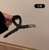 Nuevo Modelo 2025 Diseño Sencillo Pinza para el Cabello de Tiburón con Forma de Ola para la Parte Trasera de la Cabeza, Pinza Grande de Gama Alta para Mujeres