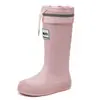 Botas de lluvia de moda de caña alta transfronterizas Ropa exterior estilo coreano para mujer Suela suave Zapatos de goma cómodos Impermeables Cordón Zapatos para lavar el coche mujer