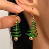 Pendientes de aleación con diseño de alce y copo de nieve, de estilo europeo y americano, con dibujos creativos, para Navidad.
