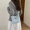 Bolsos de Nicho de Alta Gama para Mujer 2026 Nuevos Bolsos Cruzados Versátiles Retro Otoño/Invierno Bolsos de Cubo de Mano para el Viaje Diario de la Mujer