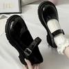 Mocassins Mary Jane Retrô de Sola Grossa com Aumento de Altura para Mulheres 2024 Novo Casual Moda Versátil Nicho de Uma Perna Sapatos Femininos