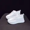 Zapatillas Blancas Transpirables de Suela Gruesa Pillow Crane Versátiles para Mujer, Nuevo Modelo Verano 2026, Malla Transpirable, Adecuadas para Uso al Aire Libre, con Aumento Interno de Altura para Deportes