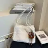 Bolso de felpa de gran capacidad transfronterizo para debajo del brazo, nueva colección otoño 2026, bolso de mano moderno y versátil, bolso de hombro elegante y moderno