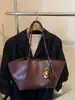 Bolso Tote Retro Versátil de Hombro para Otoño para Mujer 2025 Nueva Moda Alemana de Gama Alta para el Trabajo Bolso de Axila para el Viaje Diario
