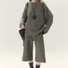 En Stock Venta al por mayor Directo de Fábrica Nuevo Conjunto de Suéter de Lana de Color Sólido con Mangas Raglán Estilo Holgado Perezoso y Pantalones Cortos de Punto para Mujer
