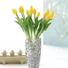 Tulipán Artificial Decoración para el Hogar Sala de Estar Adornos Arreglo de Flores Artificiales Ramo de Capullos de Tulipán Artificiales de Goma Blanda