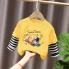 Camiseta de Manga Larga con Rayas y Parches para Niños, Estilo Delgado para Primavera y Otoño, Nuevo Modelo 2026, Camiseta Básica de Algodón Puro Holgada para Niños, Falso Dos Piezas