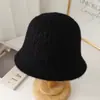 Nuevo sombrero de punto de color liso estilo coreano para mujer, sombrero de pescador casual cálido versátil de doble cara para invierno