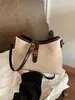 Bolso de axila de cuero esmerilado de gran capacidad, simple y elegante, transfronterizo para mujer, nuevo modelo 2026, bolso de hombro tipo cubo, bolso cruzado