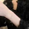 Pulsera de Trébol Estilo Nuevo 2025 Yuhong para Mujer, Lujo Ligero, Elegante, Diseño de Nicho, Joyería de Gama Alta