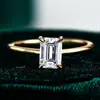 Anillo de cuatro garras esmeralda largo 1ct 1 quilate bañado en oro de 18k moissanita anillo de plata S925 niños transfronterizo