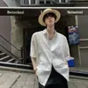 Camisa corta de manga corta con diseño hueco juvenil estilo coreano para hombre, camisa casual de verano elegante de media manga para adolescentes y parejas