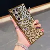 Funda Cuadrada con Estampado de Leopardo Electrochapada Adecuada para Samsung S26Ultra Funda Magnética para Teléfono S25 Funda Suave Degradada S24 Anti-Caída