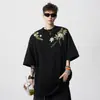 Nova Camiseta Floral Estilo Chinês para Homens, Marca da Moda de Verão com Design Bordado, Manga Curta, Estilo Nacional, Retrô, Versátil, Camiseta Gola Redonda