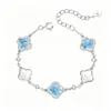 Pulseira de prata pura S999 com cinco flores e trevo de quatro folhas para mulheres, luxo leve, requintada e de alta qualidade, um presente para namorada no Festival Qixi ou Dia dos Namorados