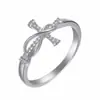 Anillo Cruz de Zirconia Personalizado Dinghao Design Simple y Moderno Anillo de Alta Gama para Mujer Amor Infinito Joyería Clásica para la Mano
