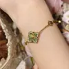 Aretes Doble Flor Camelia Ópera Italiana Bucciarati Rombo de Encaje Glaseado Trébol de Cuatro Hojas Anillo Abierto