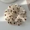 Moderna Liga para el Cabello en Color Café con Puntos, Chongo de Organza Accesorio para el Cabello para Mujeres, Elegante Liga para Chongo, Banda Elástica para el Cabello