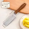 Cortador de Batata Ondulado Criativo de Aço Inoxidável Ferramenta de Corte de Legumes para Cozinha Faca Ondulada Multifuncional com Cabo de Madeira Imitação