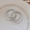 Brincos Multicamadas Estilo Frio Agulha de Prata Luxo Leve High-End Moda Simples Ear Cuffs Personalidade Nicho Temperamento Joias de Orelha Atacado