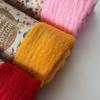 Cachecol Plissado Colorido Sólido de Algodão e Linho, Moda Versátil Multicor, Novo Estilo Cachecol Longo Plissado com Franjas, Lenço de Cabeça
