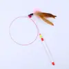 Fábrica en stock alambre de acero pluma palo divertido para gato vara larga elástico ratón pez gato divertido Palo juguete para gato venta al por mayor transfronteriza