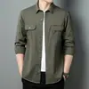 Camisa nueva de manga larga para hombre, versátil, casual, elegante, talla grande, camisa de trabajo, chaqueta fina de primavera y otoño, top con cuello