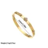 Pulseira Transfronteiriça Novo Estilo Flor de Ameixa Cravejada de Diamante Aço Titânio Feminina Ins Levemente Luxuosa Design de Nicho Flor de Quatro Folhas Aço Inoxidável Pulseira Ornamento