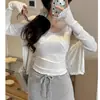 Top Regata de Renda Branco com Decote V 2026 Novo Estilo Verão Feminino Alça Ajustável Roupa Externa Sem Mangas Camisa Base
