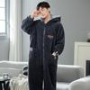 Pijama de lã coral para homens inverno de uma peça engrossado forrado de lã de cor sólida flanela de uma peça para adultos jovens homewear